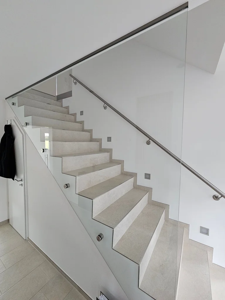 Fertiggestelltes Einfamilienhaus